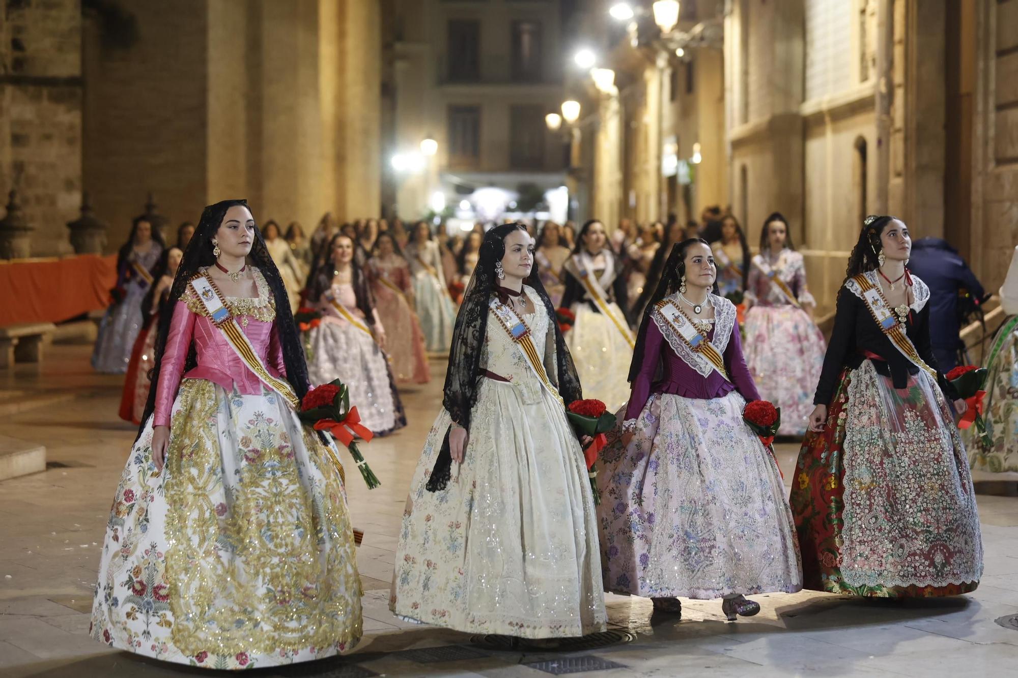 Ofrenda. 17 de marzo. Calle San Vicente (21-22 horas)