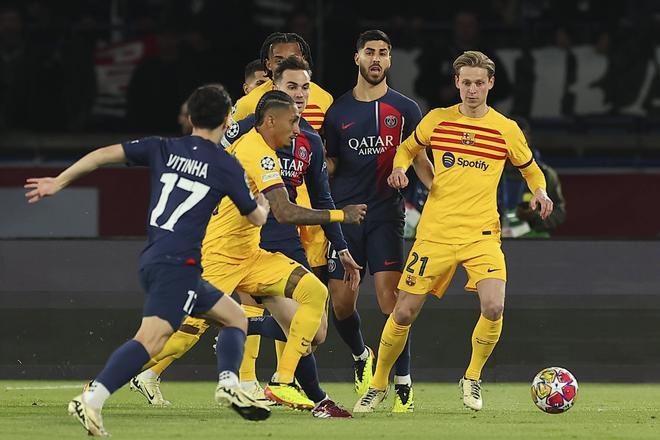 PSG - FC Barcelona, la ida de cuartos de final de la Champions League, en imágenes