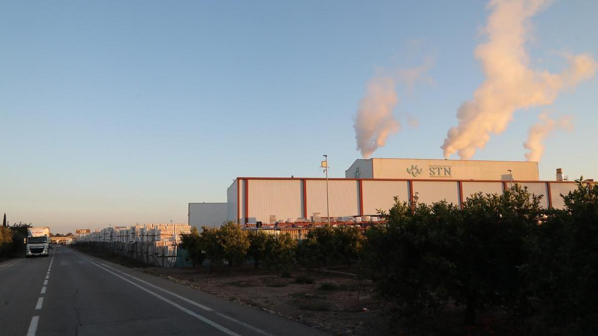 Panorámica de la fábrica de STN en Nules.