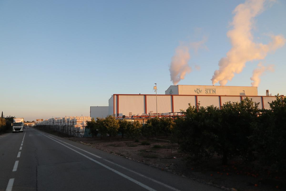 Panorámica de la fábrica de STN en Nules.