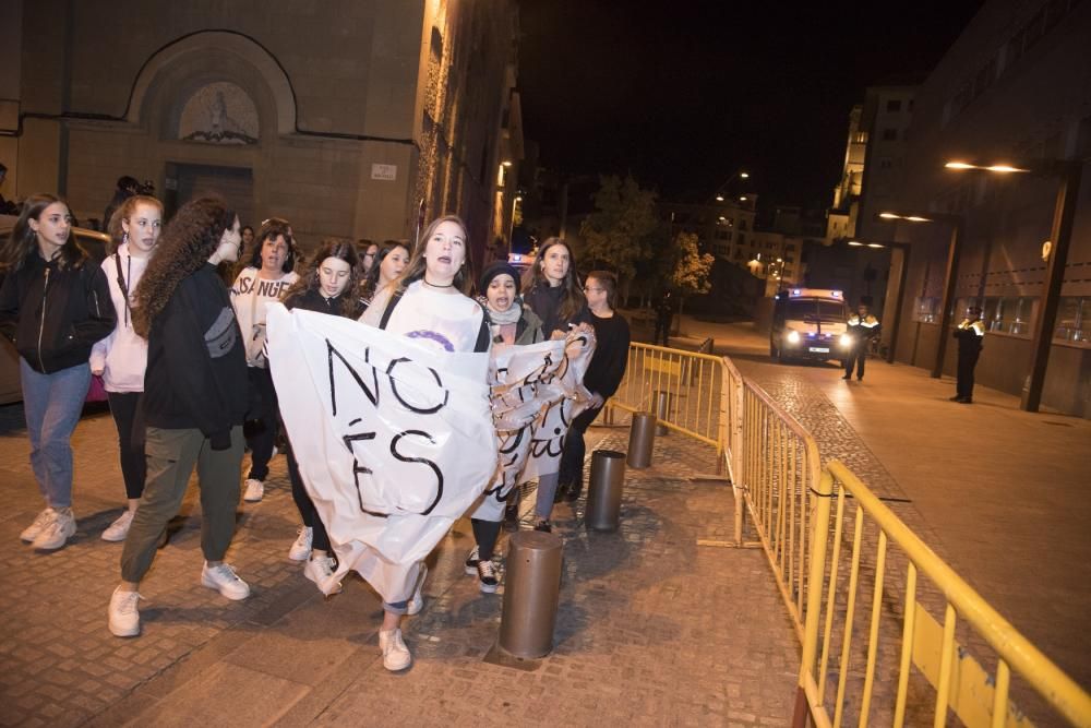 Manifestació contra la sentència de la violació a