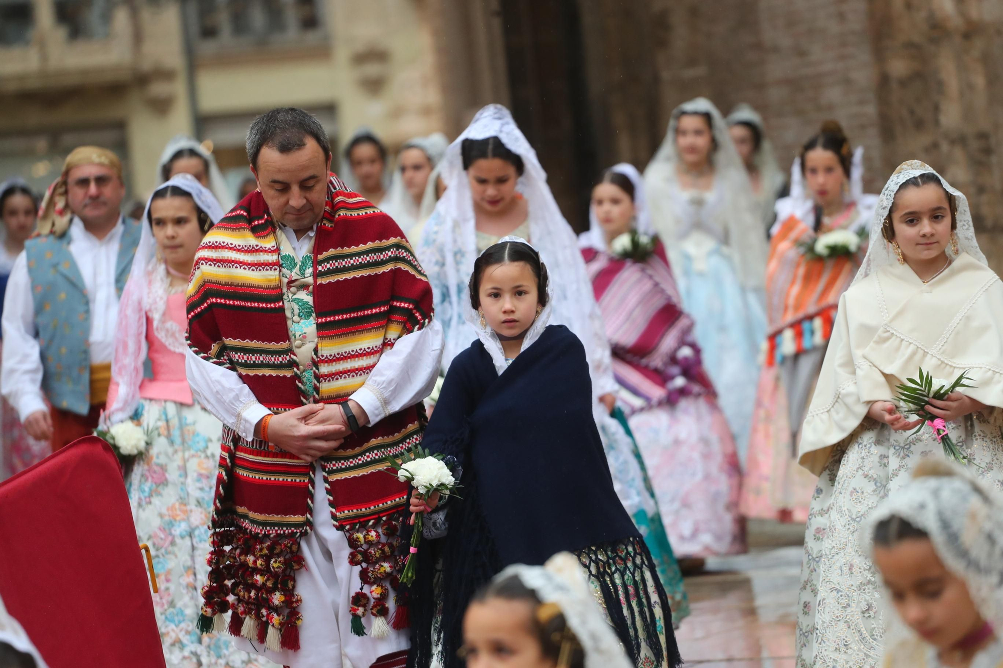 Búscate en el primer día de ofrenda por la calle de la Paz (entre las 17:00 a las 18:00 horas)