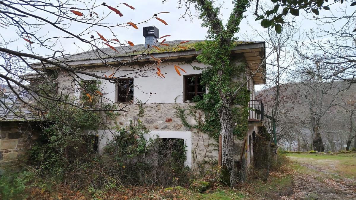 Balneario de Bouzas, en Sanabria, última incorporación a la 'Lista Roja del Patrimonio' en la provincia de Zamora.