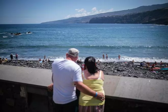 Costas desbloquea 17 años después la mejora de una playa de Puerto de la Cruz