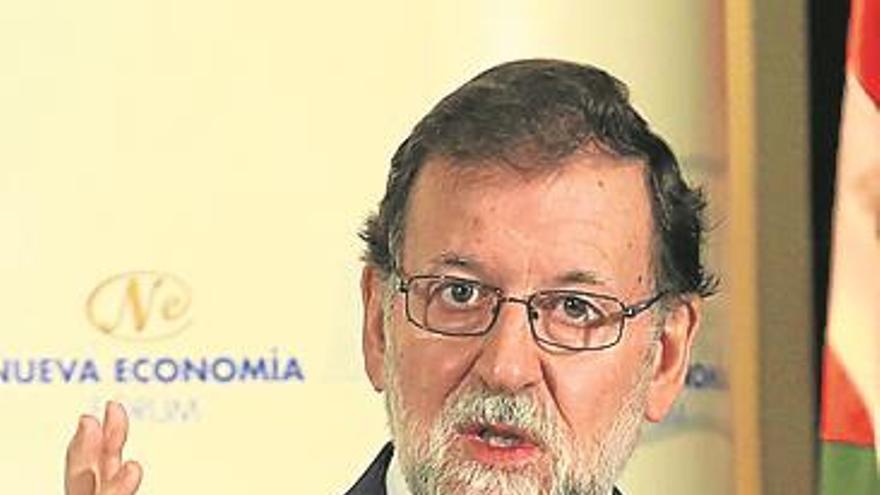 Rajoy insiste en abrir antes de 6 meses la reforma constitucional