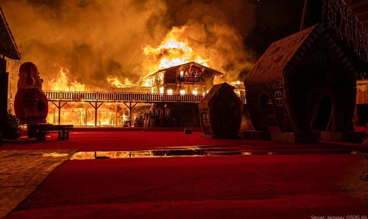 L'incendi al mercat de Nadal de Barcarès.