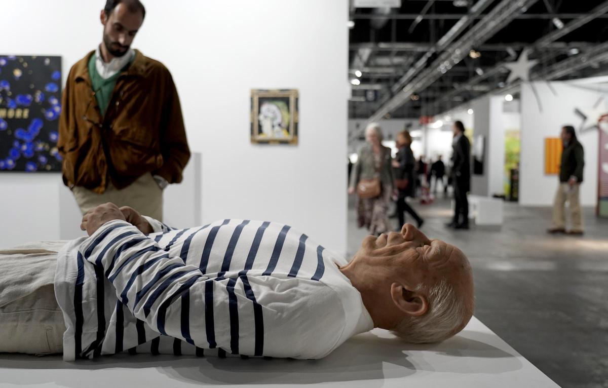 Feria de arte contemporáneo ARCO:  Aquí murió Picasso, de Eugenio Merino