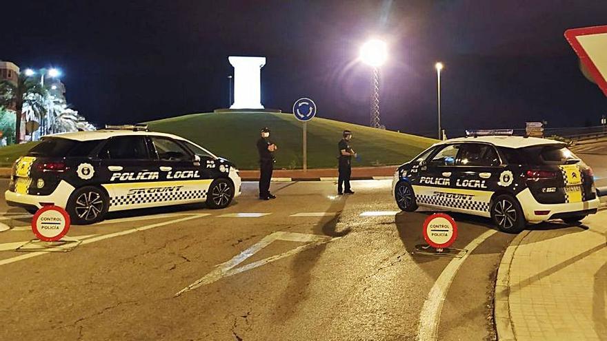 Imagen de archivo de un control policial. | LEVANTE-EMV