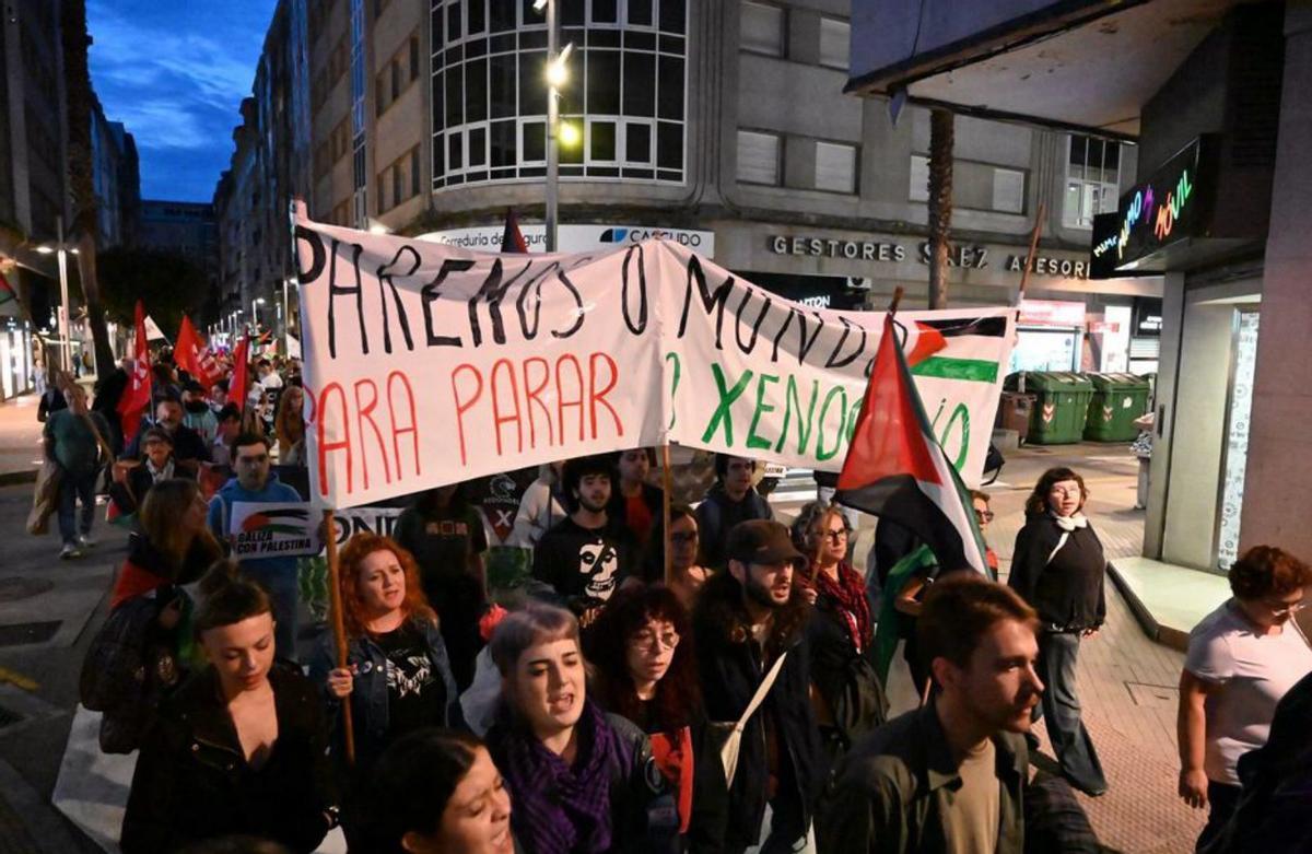 Inicio de la marcha vespertina propalestina. | Rafa Vázquez