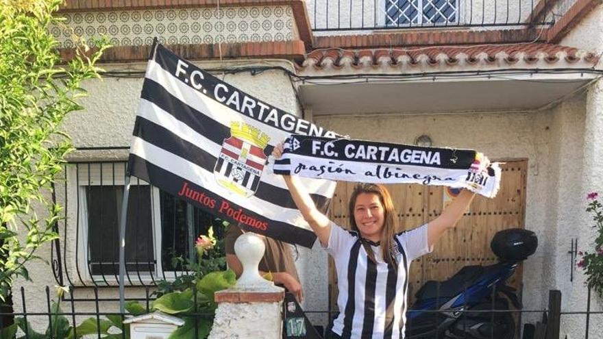 Las peñas del FC Cartagena instan a los aficionados a dar color a la ciudad