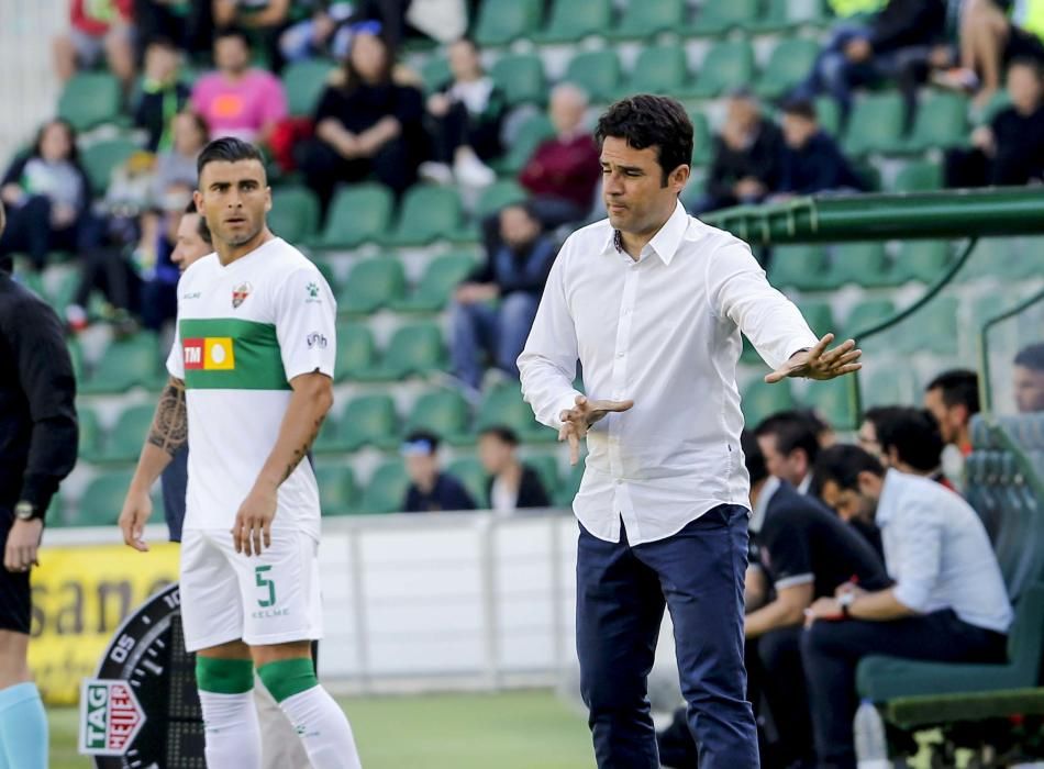 Los goles de Nino, Álex Fernández y Borja Valle le dan un respiro al equipo.