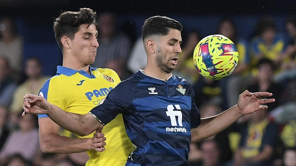 Ramón Terrats durante el Villarreal - Real Betis de LaLiga Santander