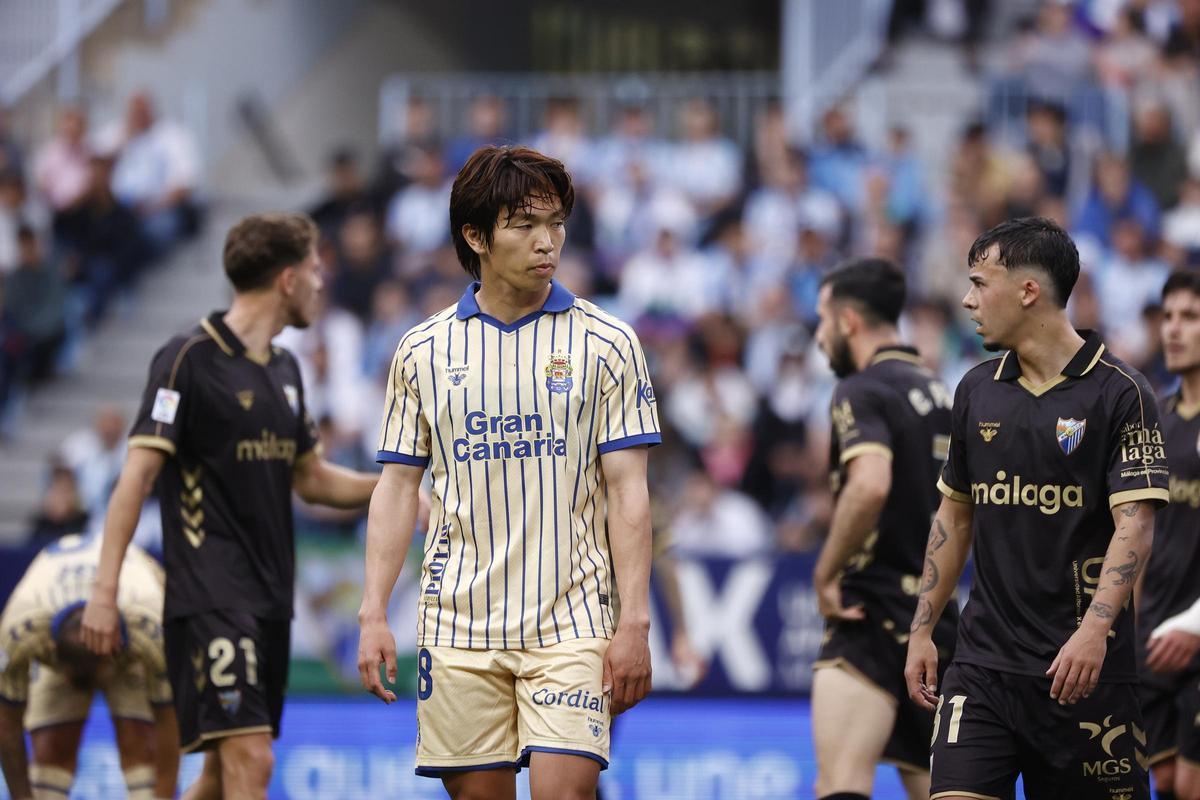 Taisei Miyashiro en un momento del partido ante el Málaga