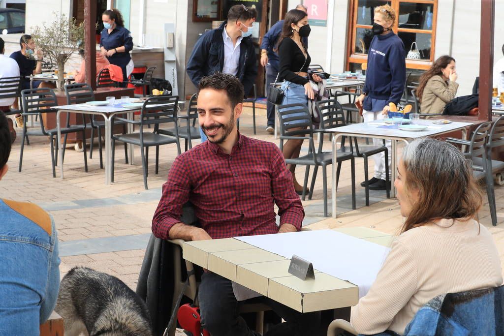 Así es el ambiente en Cartagena en el primer fin de semana con terrazas abiertas