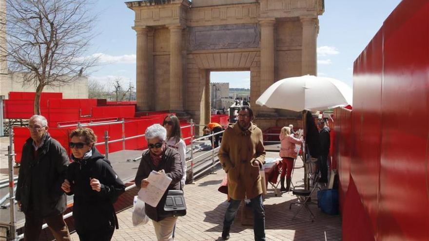 El edil de Seguridad aclara que la instalación de sillas en la carrera oficial la autoriza el Cabildo