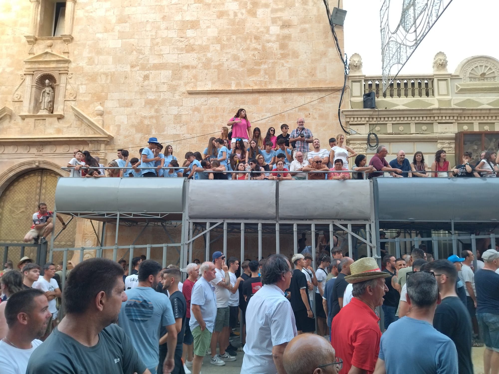 Pasión por los "bous al carrer" en Pedreguer