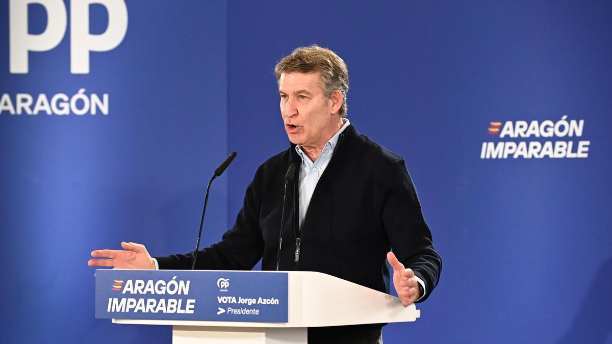 Feijóo critica que "la ilegalidad produzca derechos" y censura el "descontrol migratorio"