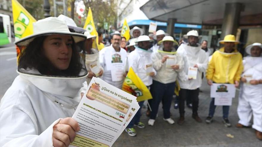 Apicultores exigen medidas para garantizar la calidad de la miel