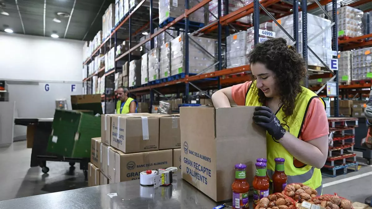 La Fundación ”la Caixa” y CaixaBank impulsan la sexta campaña “Ningún hogar sin alimentos”