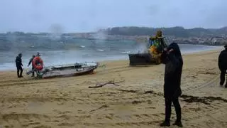 El temporal arrastra a un marinero en su lancha hasta Rodeira y obliga a desplegar un operativo de rescate