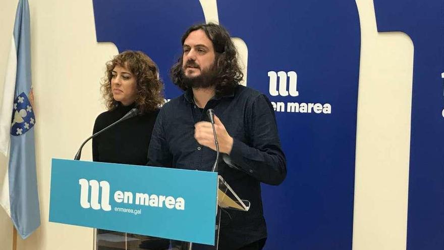 Alexandra Fernández y Antón Sánchez, ayer en rueda de prensa.