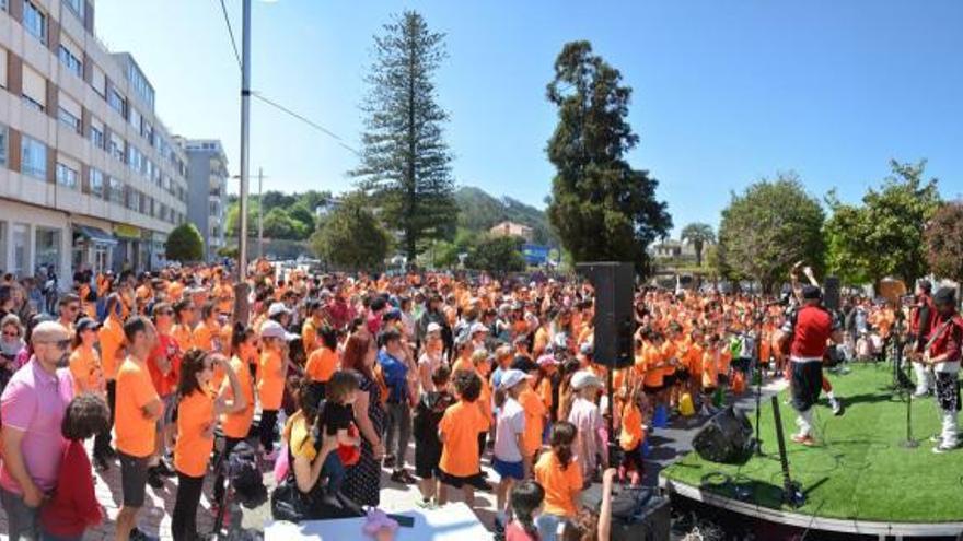 Una marea naranja inundó la Alameda de A Guarda con deporte, música, juegos y solidaridad | FDV