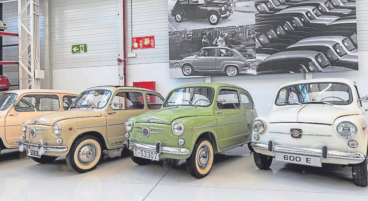 Todas las versiones del Seat 600 están en la Nave A-122.