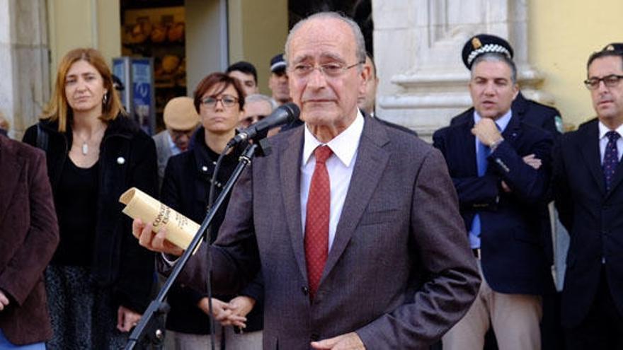 Francisco de la Torre en la plaza de la Constitución.