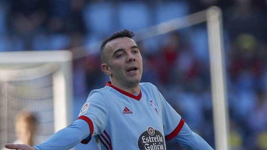 Aspas gesticula durante un partido en Balaídos. // Ricardo Grobas