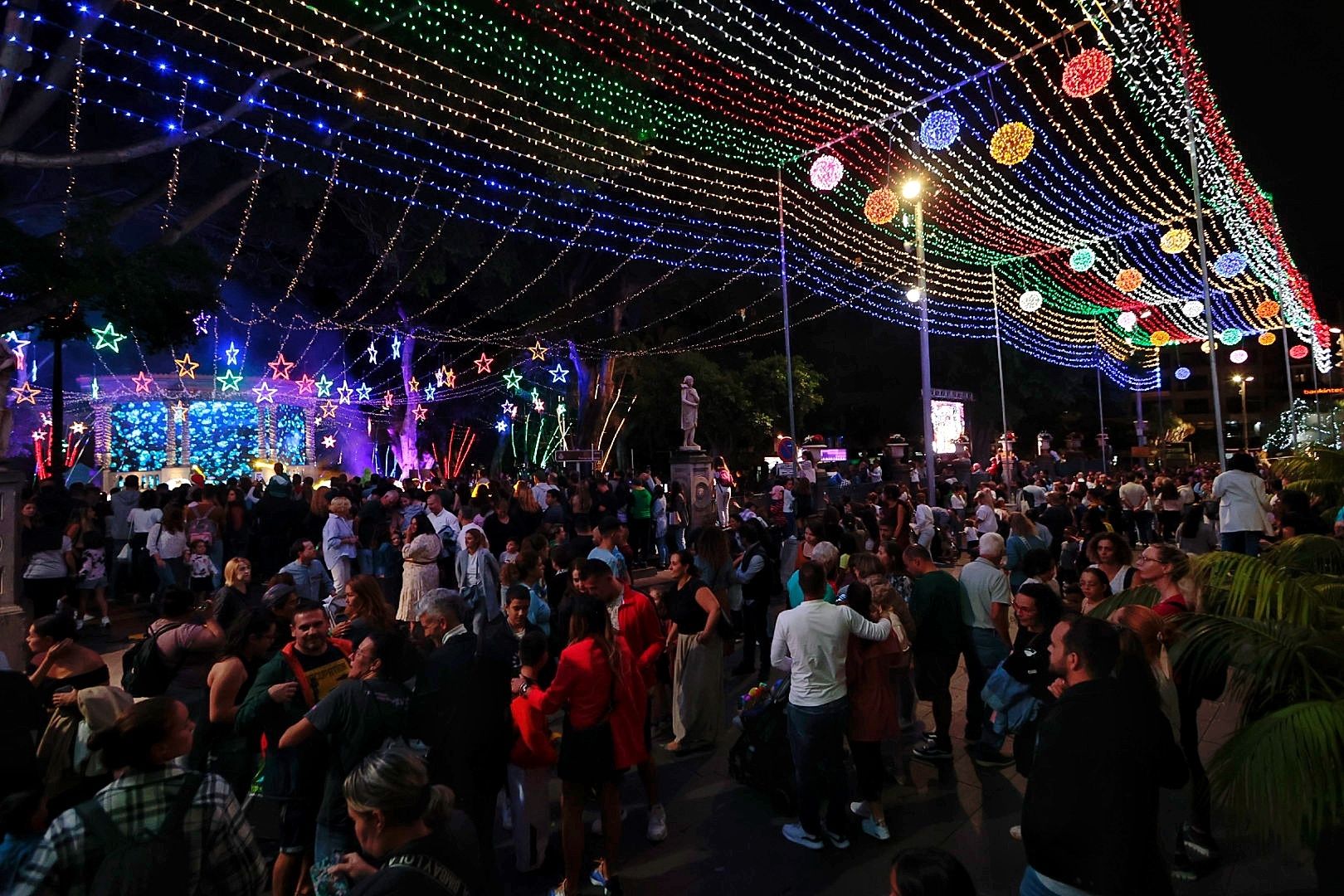 Encendido de la decoración navideña en Santa Cruz de Tenerife