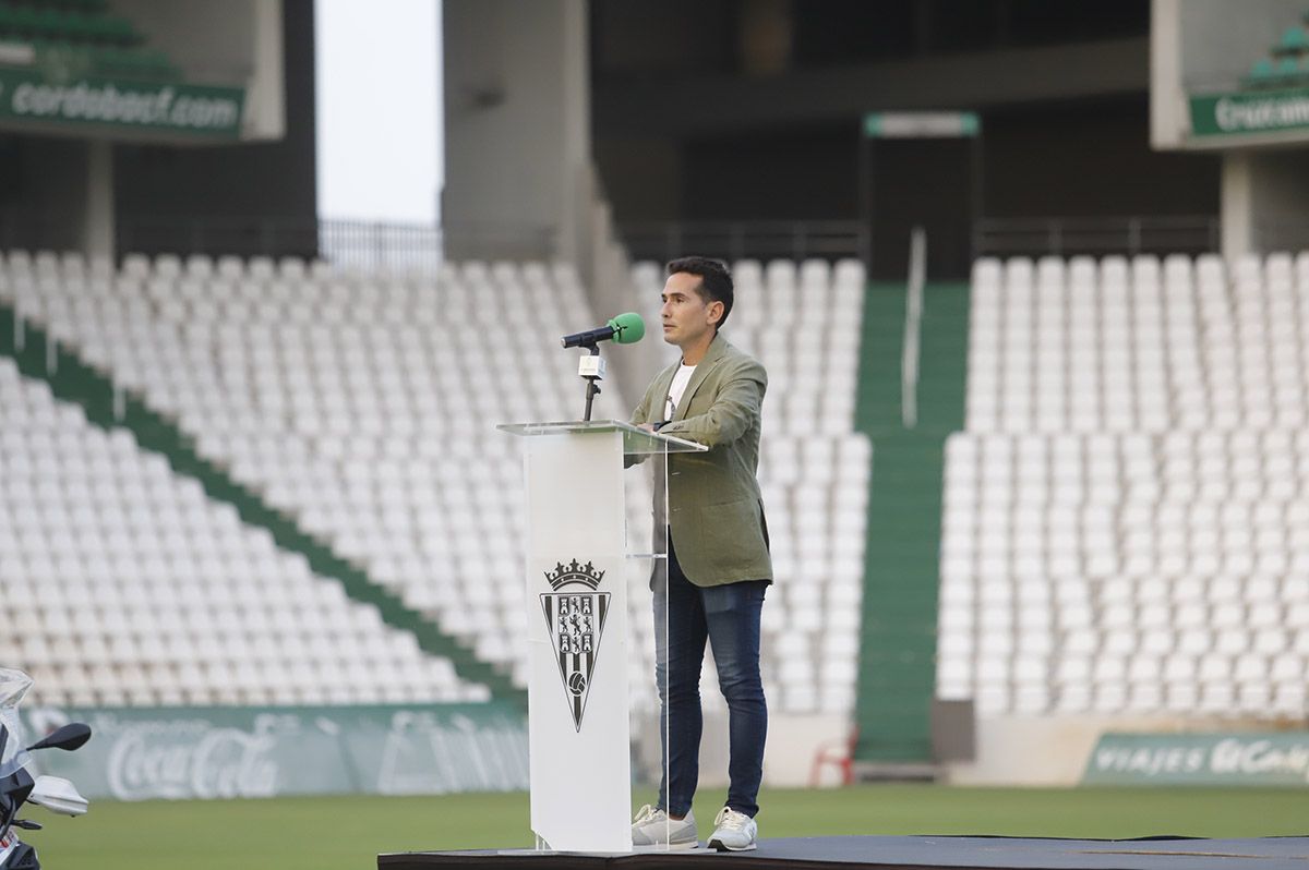 Presentación de las nuevas equipaciones del Córdoba CF