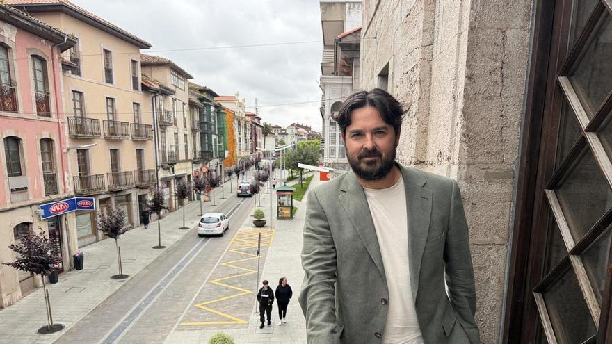 El alcalde de Llanes elogia la dimisión de Valladares y la contrapone a la actitud del PSOE ante sus escándalos: "Un cargo público debe ser ante todo un ejemplo de transparencia y ejemplaridad"