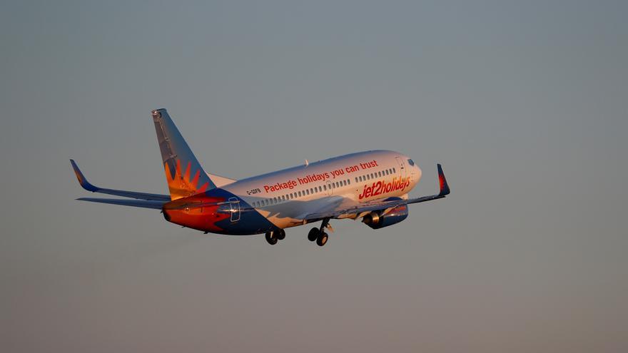 Caos en un vuelo de España a Gran Bretaña por una alerta sanitaria a bordo