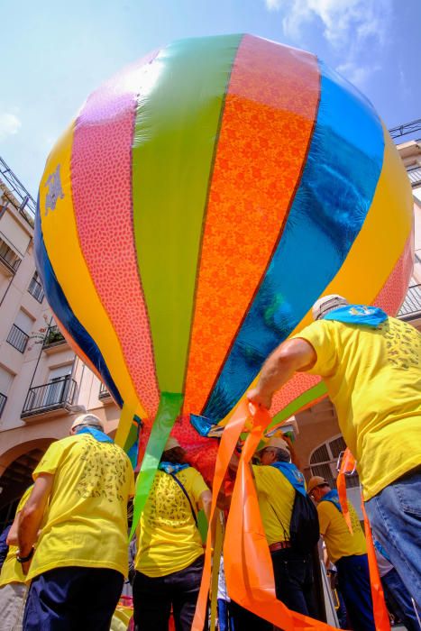 Asociaciones benéficas e integradoras dan a conocer su actividad en la Plaza Mayor