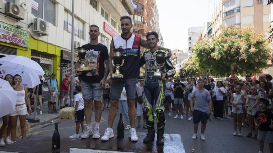 El público abarrotó todas las partes del circuito, disfrutando del buen hacer de los pilotos. | PERALES IBORRA