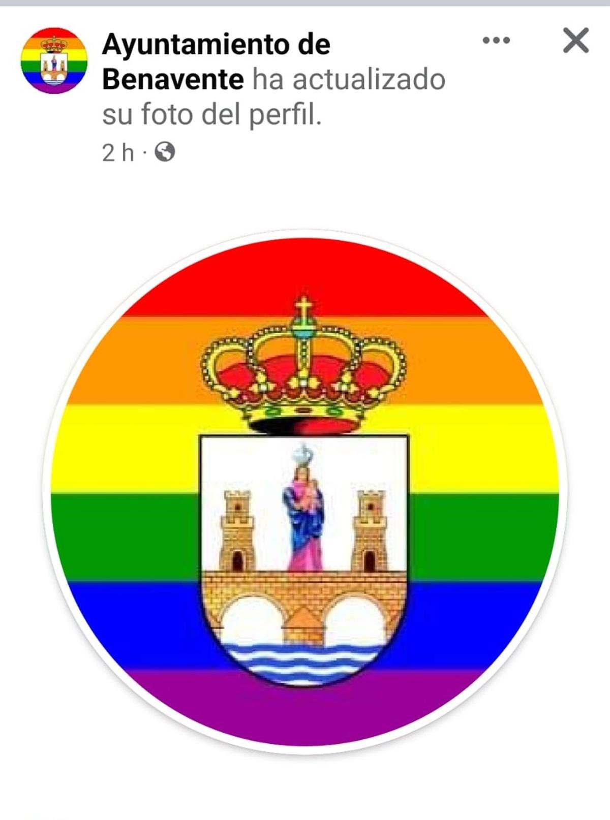 Perfil municipal con la bandera del colectivo LGTBI+