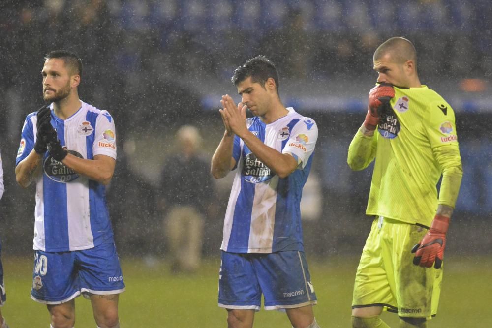 El Dépor cae en Riazor ante el Valencia