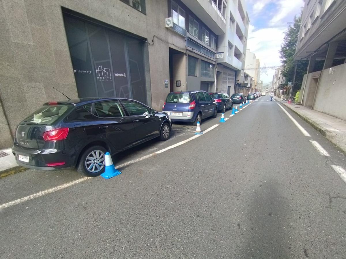 En la calle San Paio se cambiará el aparcamiento al lado derecho, donde se instalará una isleta de contenedores.