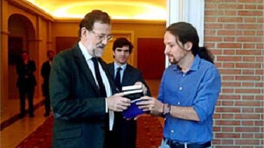 Rajoy insta els partits a buscar «el que ens uneix» davant el desafiament sobiranista