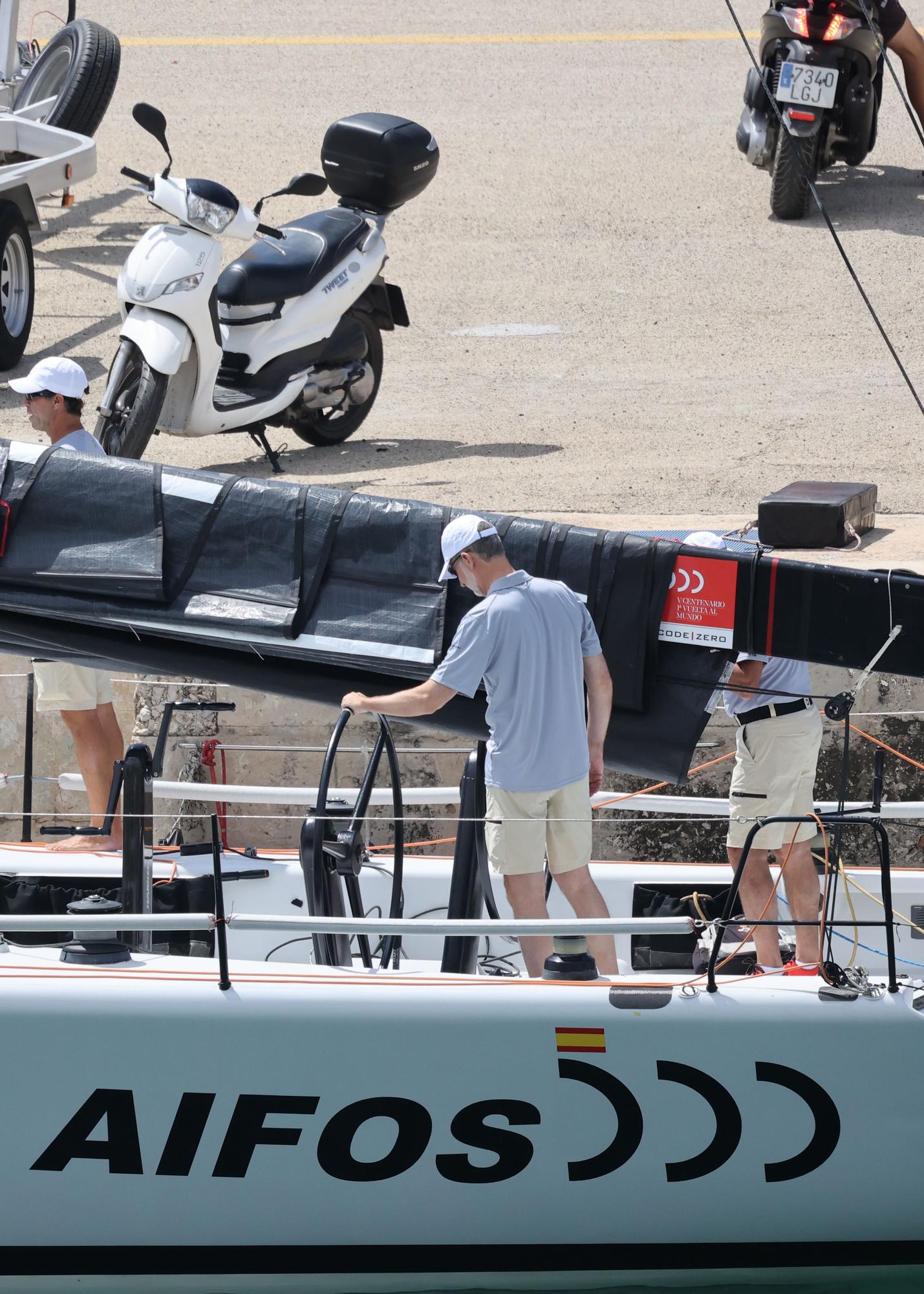 El rey Felipe VI inaugura la temporada de navegación en Mallorca