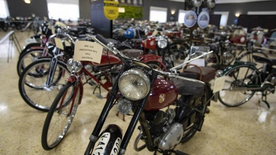 La mayor colección de motos clásicas valencianas | PERALES IBORRA