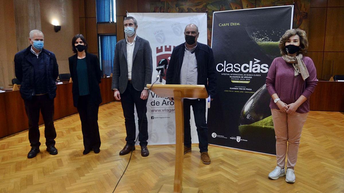 José Luis Sanz, Sonia Outón, Alberto Varela, Argimiro Serén y Rosina Sobrido presentaron el festival de música clásica 2021. |  // NOÉ PARGA