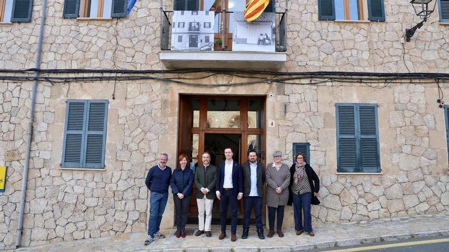 El primer plan general de Estellencs reserva suelo para 12 VPO y crea 91 plazas de aparcamiento para aliviar el centro histórico