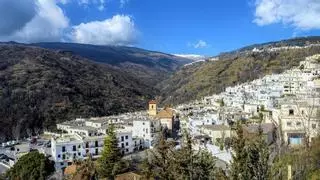 El pueblo de Andalucía que promete encontrarte pareja para San Valentín