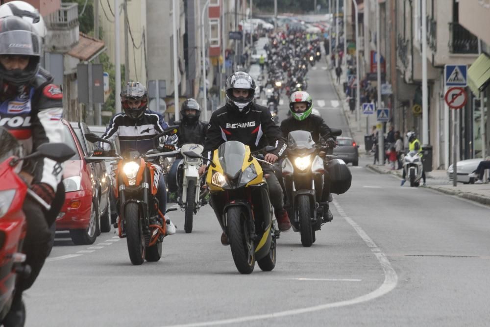 Los decibelios suben en Bueu con 4.000 motos