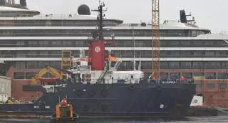 Barreras rescata de un embargo al ‘Evrima’, que sale de Vigo con deudas por 10 millones