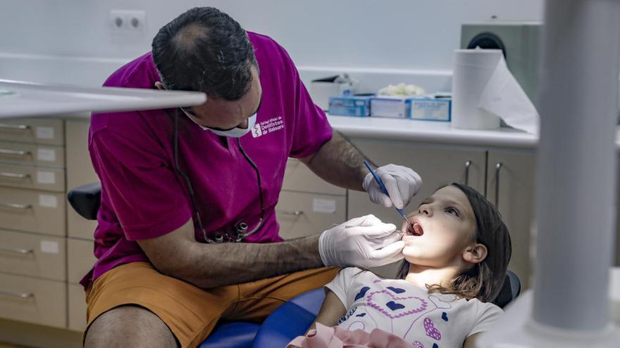 Baleares estrena  el primer servicio de urgencias odontológicas que atenderá a pacientes en fin de semana y festivos