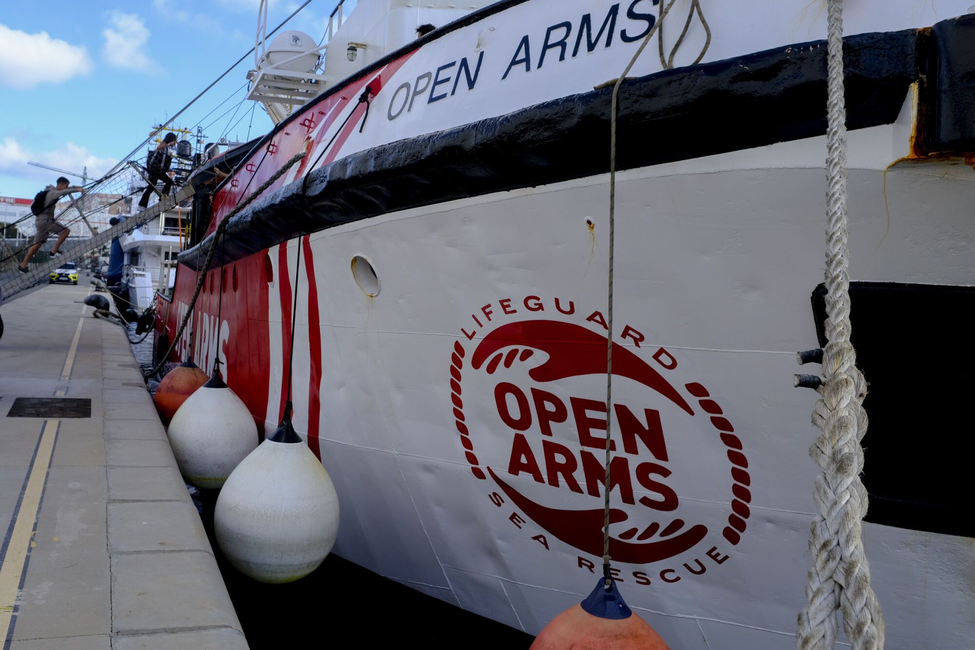 Jornada de puertas abiertas en el 'Open Arms' en el Puerto de Las Palmas