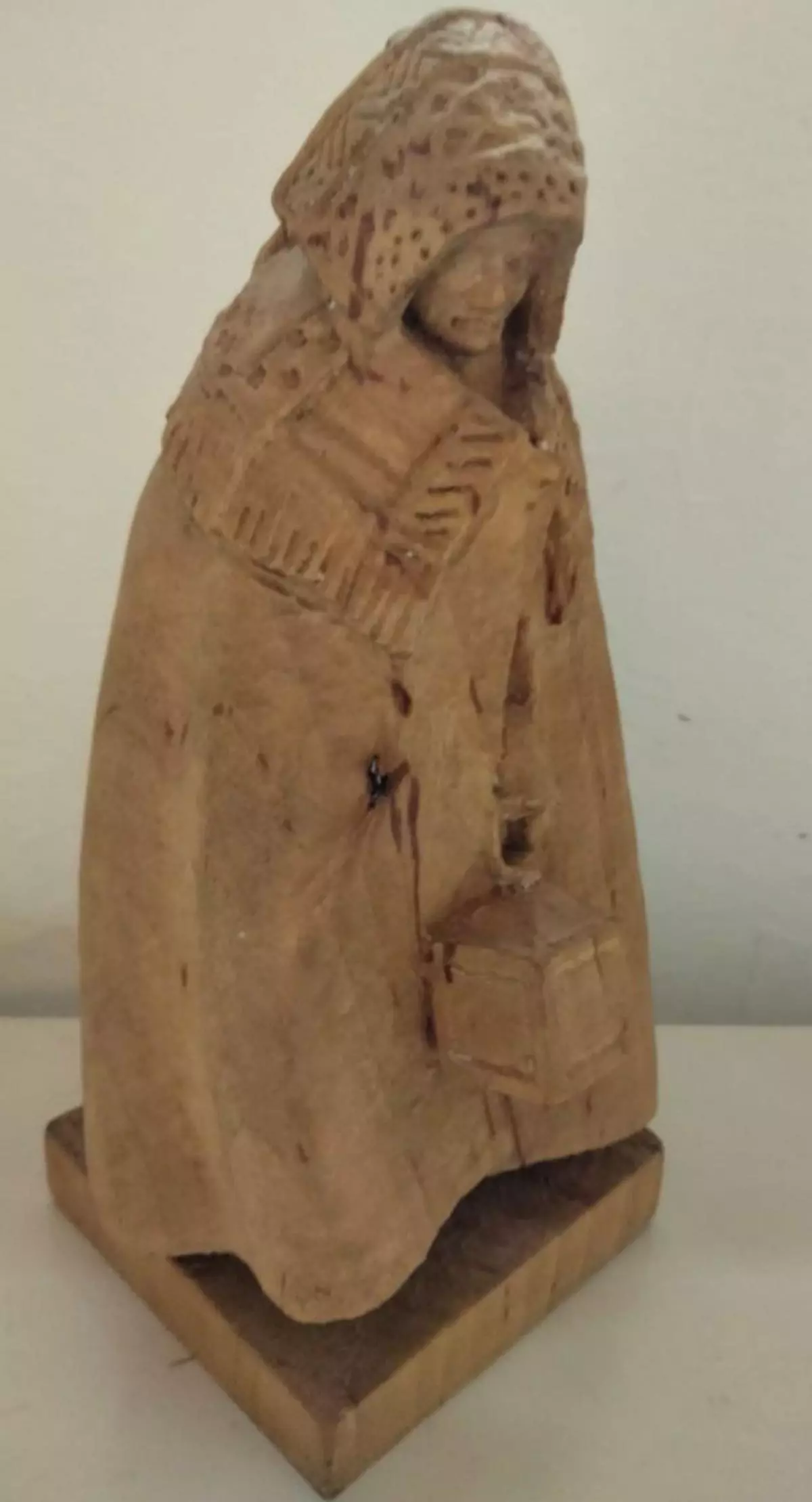 La escultura del cofrade de Las Capas, pendiente de Patrimonio