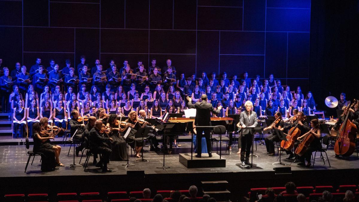 Un moment del concert, ahir a la tarda, al teatre Kursaal de Manresa